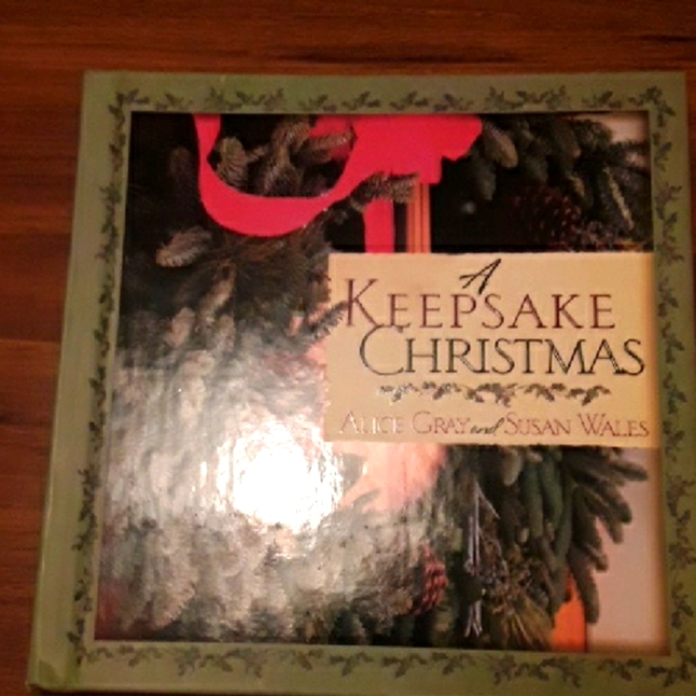 A Keepsake Christmas Book